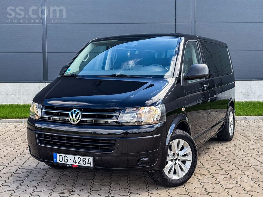 Volkswagen VW Multivan ar 2.0 litru dīzeļdzinēju un manuālo t