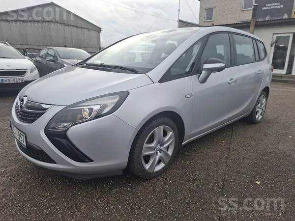 Opel 2012g. Zafira, 7 vietas, 2.0 Dīzelis, 81Kw/110Zs
