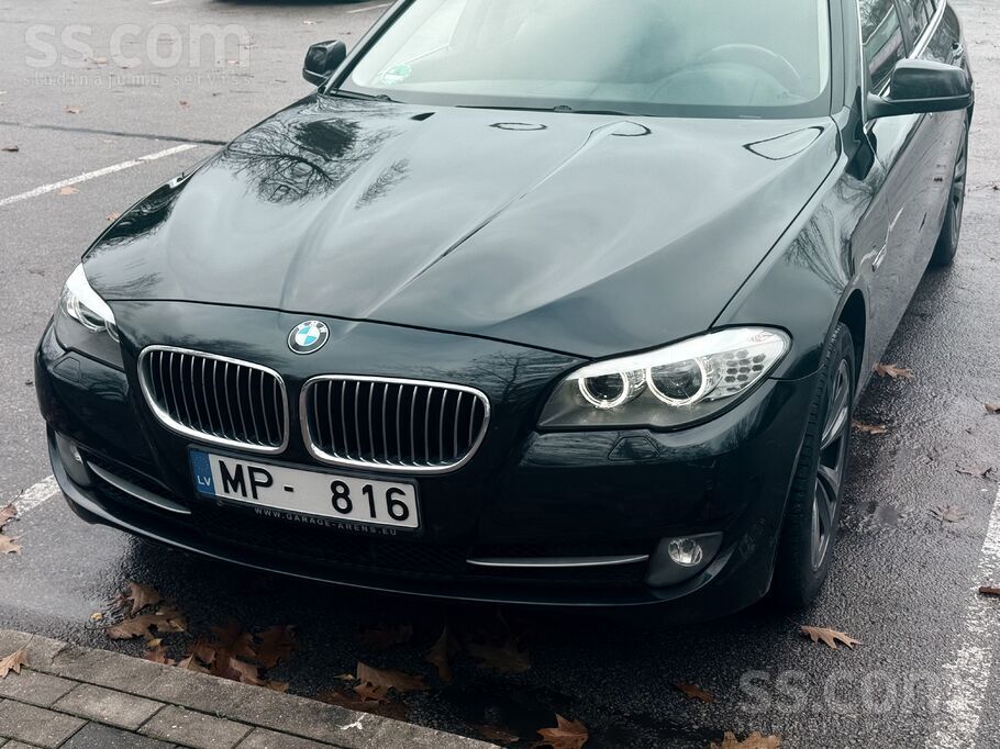 BMW BMW 520 2013. gads Lieliskā tehniskā un vizuālā st
