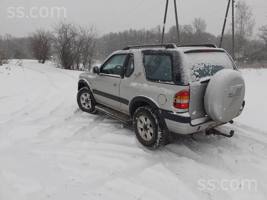 Pārdodas Opel Frontera Sport laba stāvokli ar svaigo TA. Kopts ādas salons.
