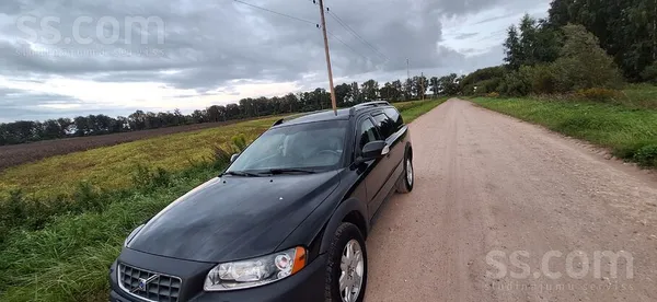 Volvo XC 70 - 1