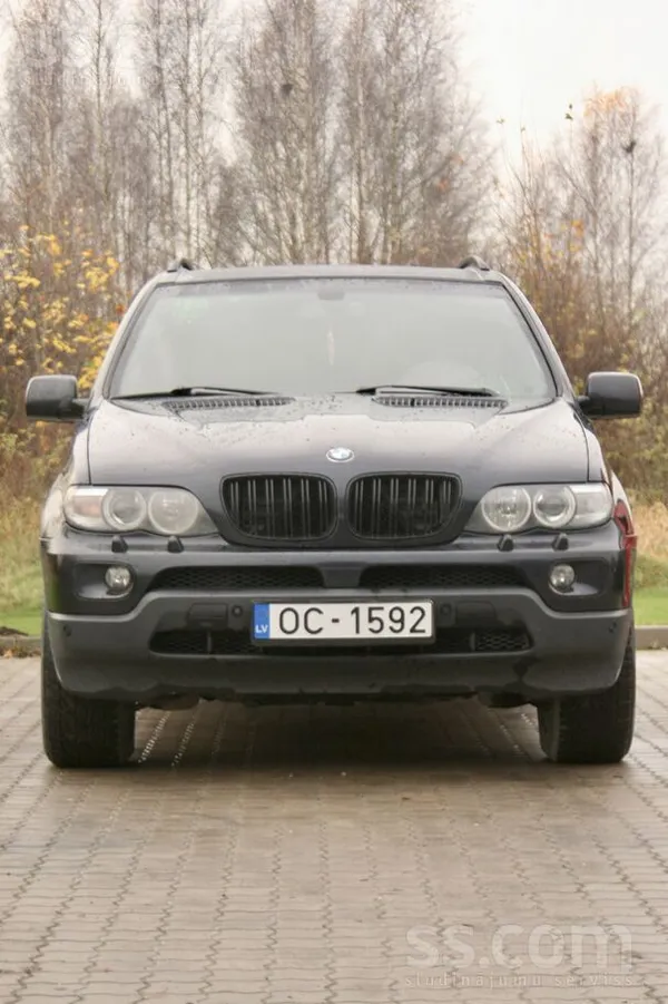 BMW Labā stāvoklī, ziemas riepas, divkrāsains ādas sal