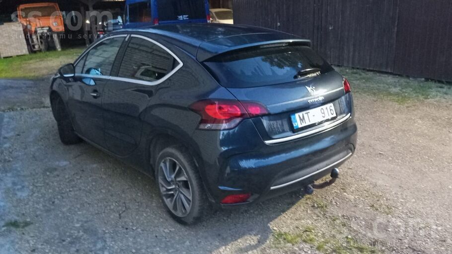 Ds4 jaunas ziemas riepas Nokian. Tirgojas jo iegādāts jauns auto. Cena prota