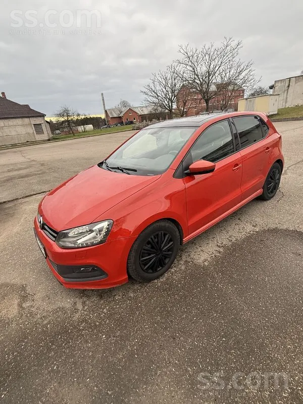 Volkswagen Pārdodu Volkswagen Polo R-Line, 2012.gads. 