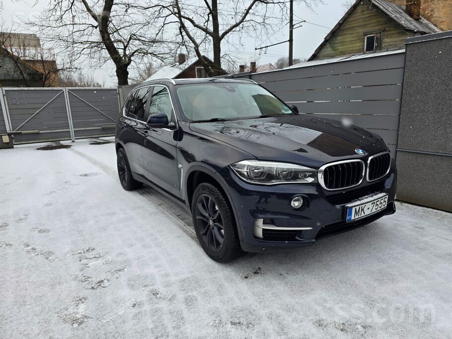 BMW Pārdodu bagāta kompliktācija BMW X5 F15 3.0l dīzel