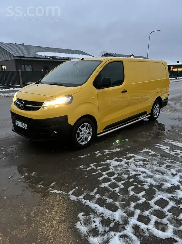 Opel Pārdodas Opel Vivaro, no Holandes, izieta TA. Latv