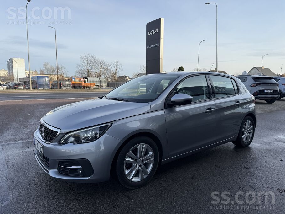 Peugeot 308 benzīns mehānika
Kondicionieris
Kruīzkontrole
7 collu ekrān