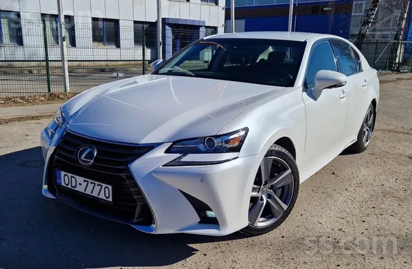 Покупался новым у дилера Wess Motors, там же проходит все обслуживания, посл