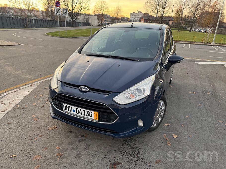 Pārdošanā tikko atvests no Vācijas Ford B-Max ar 1, 0 litru benzīna dzinēju