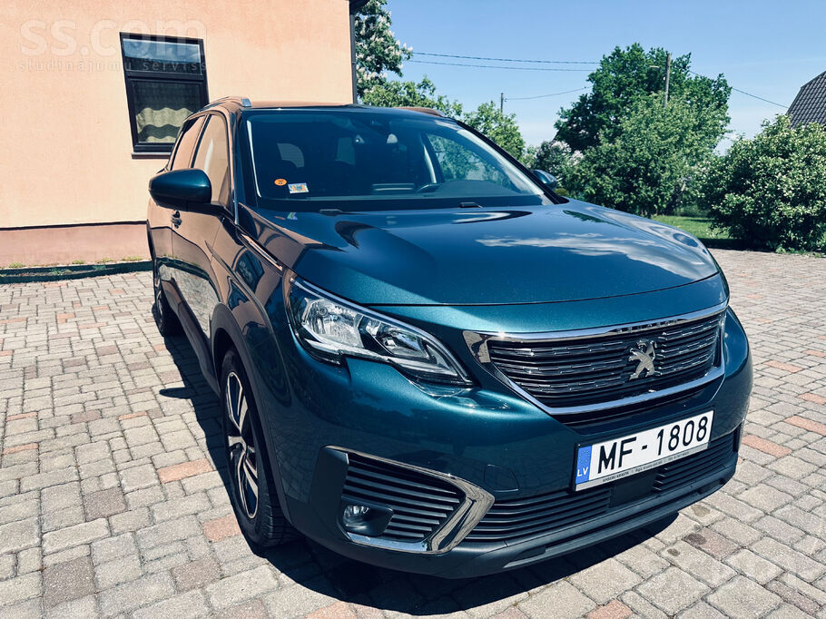 Peugeot 5008, 7 sēdvietu komplektācija, 1.2 l, 8 - pakāpju automātiskā ātrum