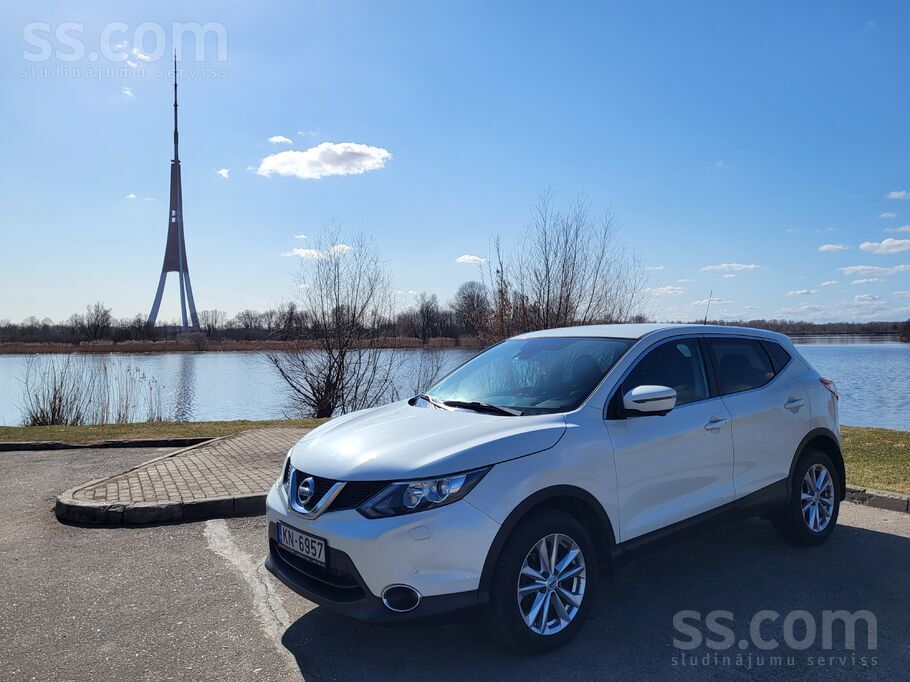 Nissan Qashqai 2016.g. 1.6.D, Automāts, Nobraukums 139k, N-Connecta komplekt