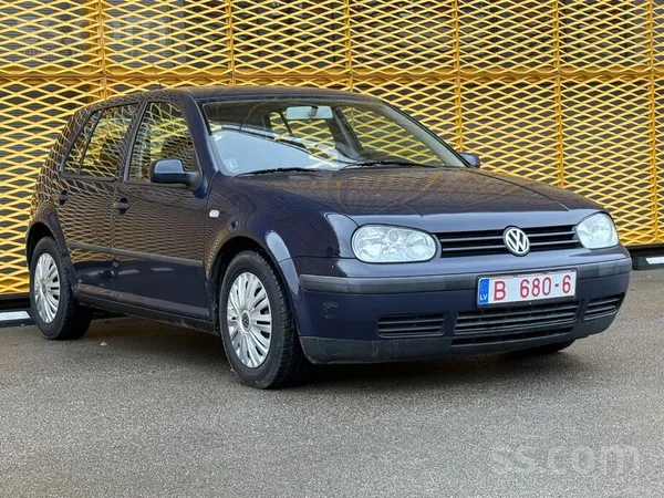 Volkswagen Sēdies un Brauc Īpašniece pārdod VW Golf 4 1.6/ 74
