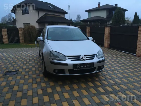 Volkswagen Auto no Vācijas. 