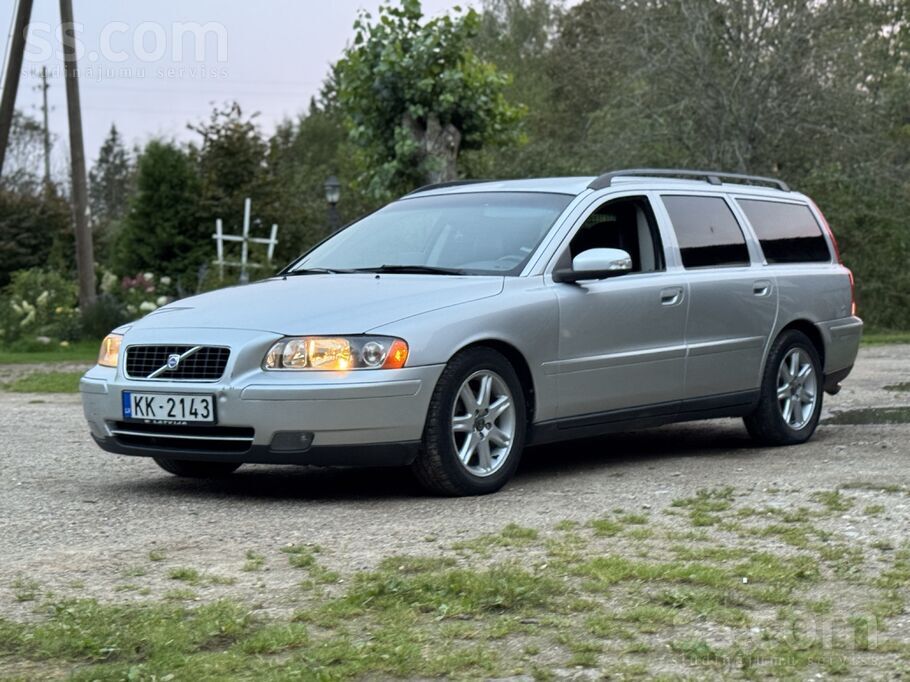 Volvo Pārdodu vai maina Pret traktoriņa zales pļaveju. V