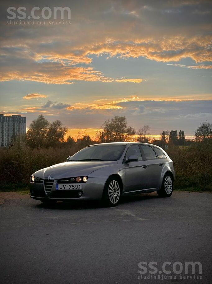 Alfa-romeo Pārdodu Alfa Romeo 159 Sportwagon. 