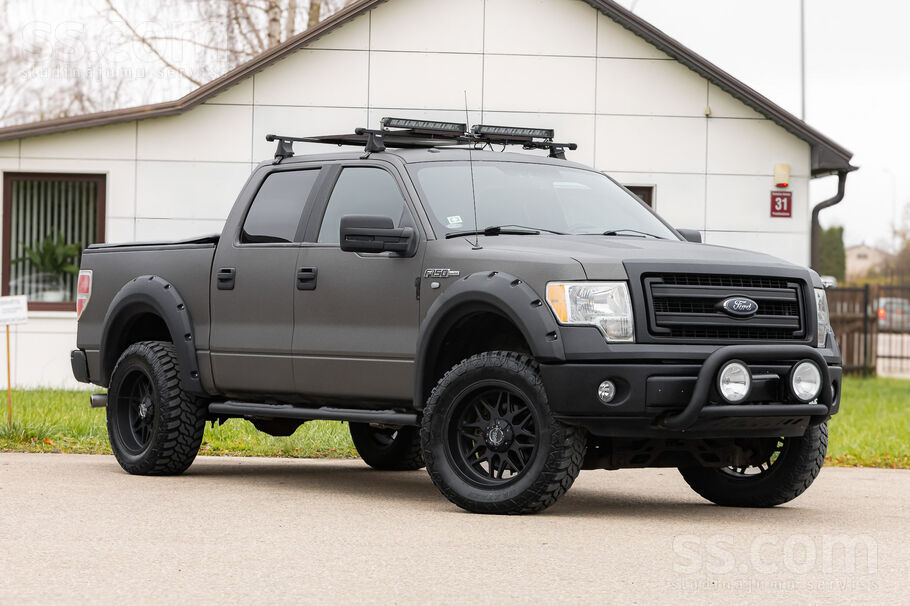 Pārdošanai tiek piedāvāts Ford F150 ar lielisku aprīkojumu. Dzinējs 5.0 benz