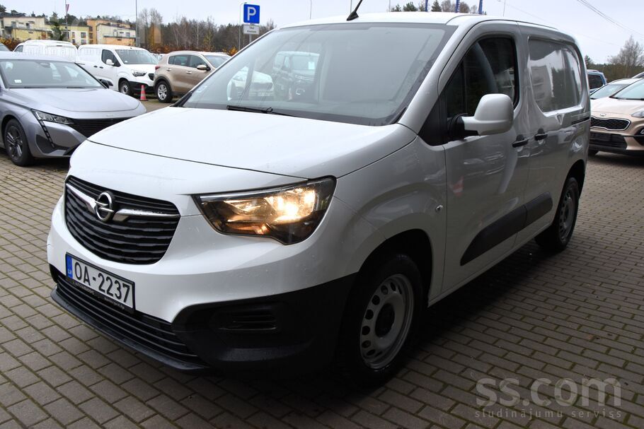 Opel Opel Combo, 102 ZS (75 kW) dīzeļa dzinējs, Webasto