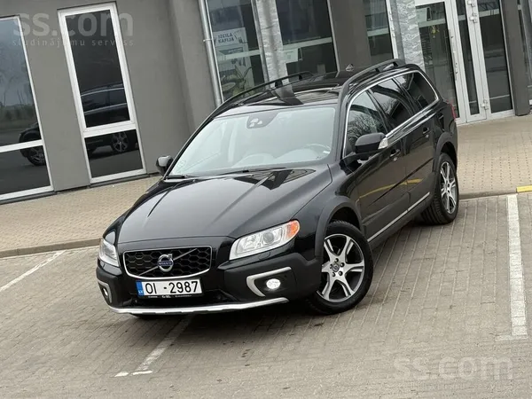 Volvo Pardodu Volvo Xc70 ar 2.4D5-158Kw jauna tipa volvo