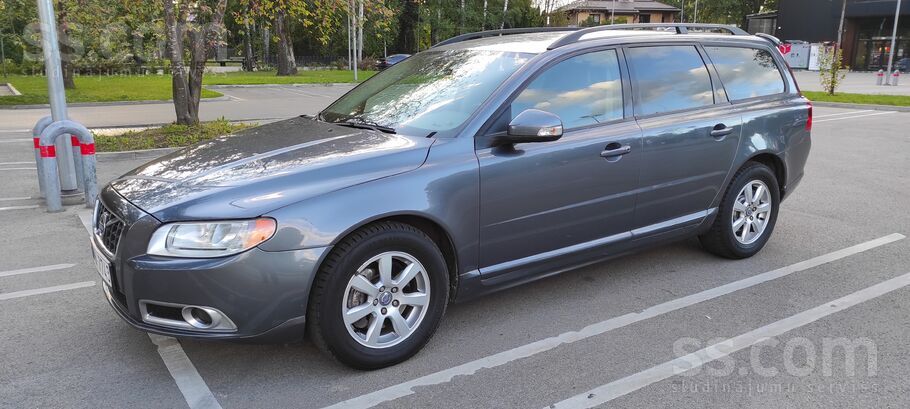 Volvo Pārdod Volvo V70 2009g. 2.4d D5 nobr. 312488km. ļo