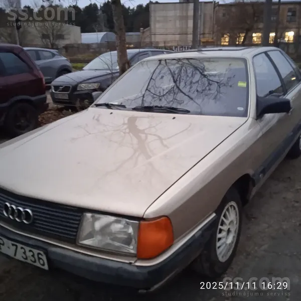 Audi Продается Audi100 Седан 1986 год. Тех. осмотр до 1