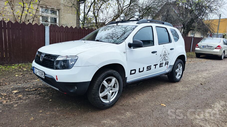 Dacia Из Франции. 1.6 бензин-газ 77кв. Машина в отличном
