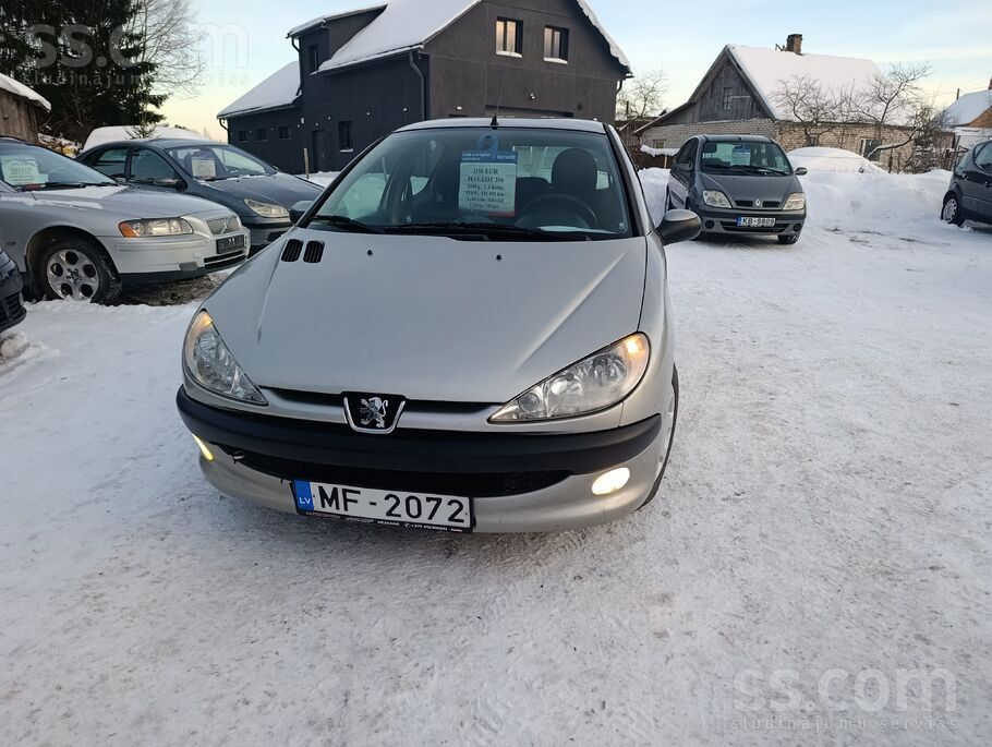 Peugeot 206-1.4b. , 55kw, 2004g. , -221500km,
Manuāla ātrumkarba. ekonomis