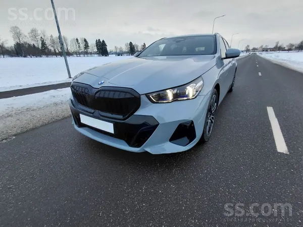BMW Garantija līdz 08.2027. Iespējams piepirkt vēl 2ga