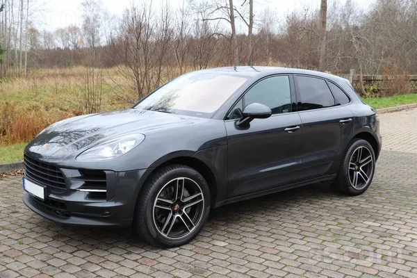 Porsche Porsche Macan S 260Kw/349Zs Volcano Grey metāliskā