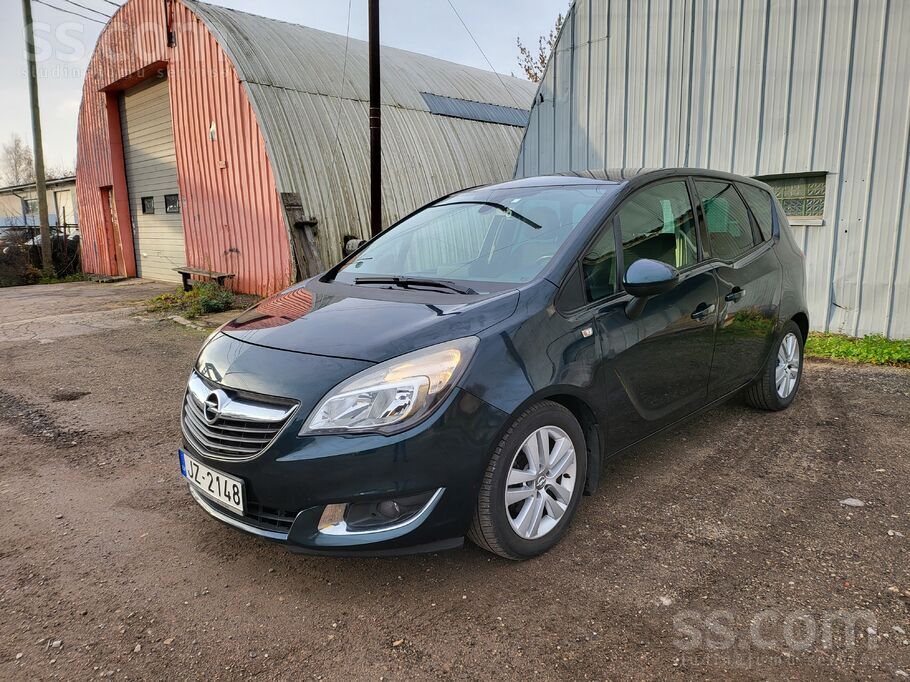 Opel Продаю Opel Meriva 2015 года, 1.4 бензин/газ, авто