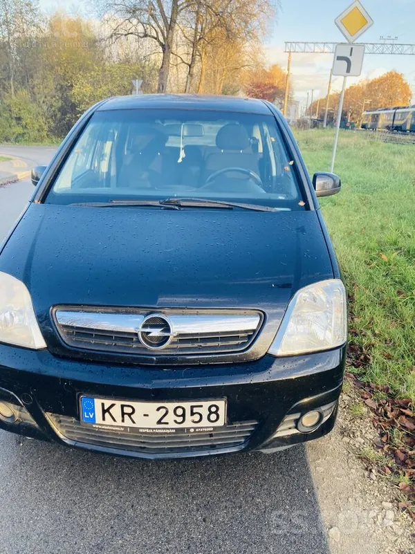 Opel Pārdod opel meriva 2008. gada ar uzticamo dīzeļa m