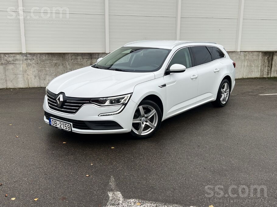 Labā stāvoklī
- klimatkontrole
- ādas multistūre
- recaro sēdekļi
- na