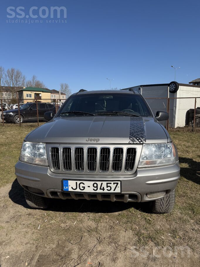 Pardodas auto ar apskati līdz 15.12.2026.
Sēdies un brauc.
Ir kur roku pi