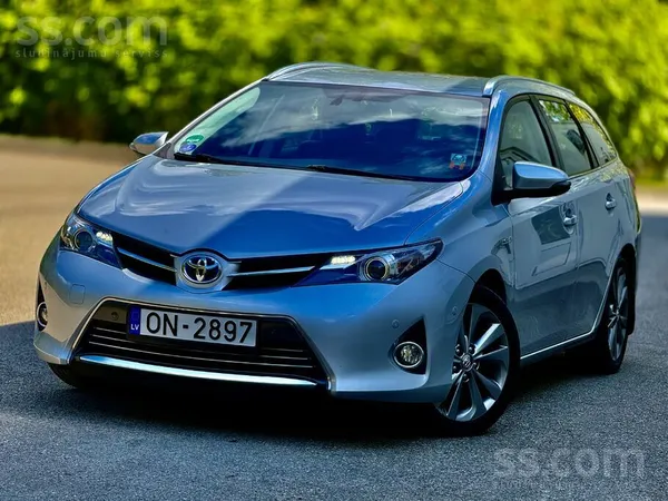 Toyota 1.8Hybrids. hecbeks. Latvija nav ekspl. Restailing