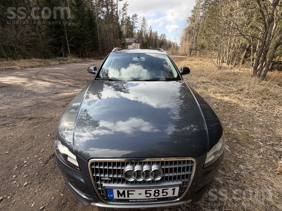 Audi A4 Allroad 2.0tdi, 2010.gads, ap 150kw, ~210 hp. 
Vasaras un ziemas ko