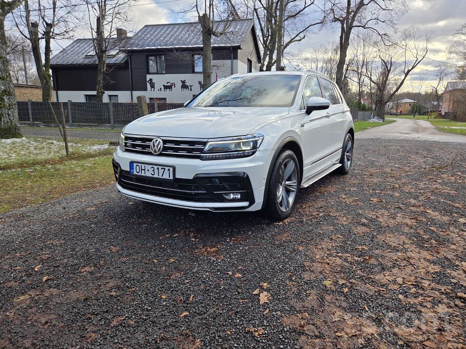 Volkswagen Pārdodu VW Tiguan R-Line 4Motion 2.0 tsi aplīmētu 
