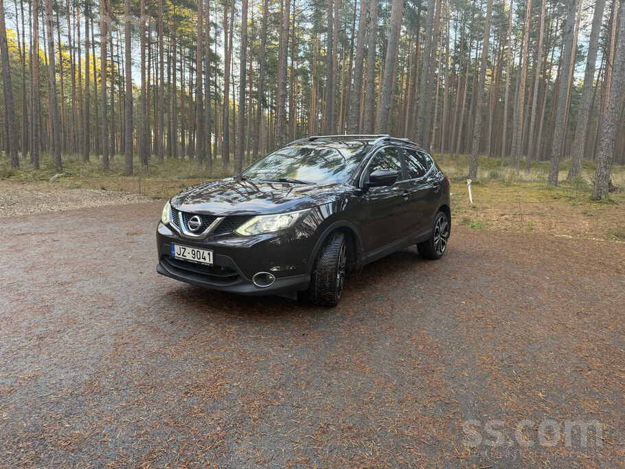 Nissan Privātpersona pārdod Nissan Qashqai 1.6D 2015.gada