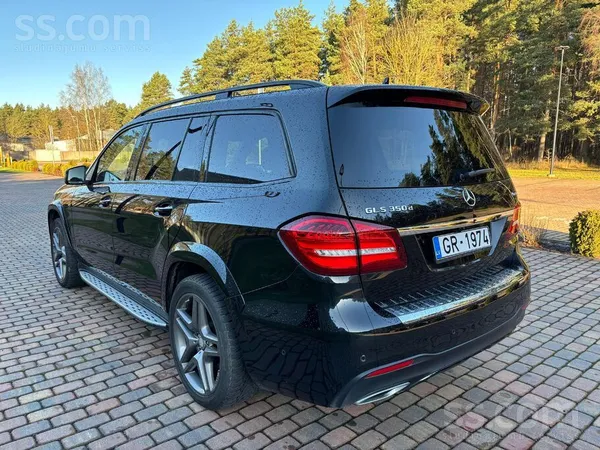 Mercedes Viena īpašnieka īpašumā, 7-vietīgs, teicamā tehnis