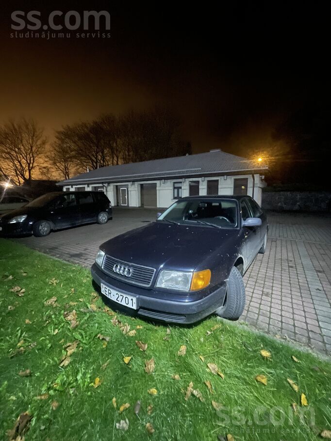Pārdošu labu Audi 100, auto ir apcinkots no rūpnīcas, pašai bundžai rūsas ga