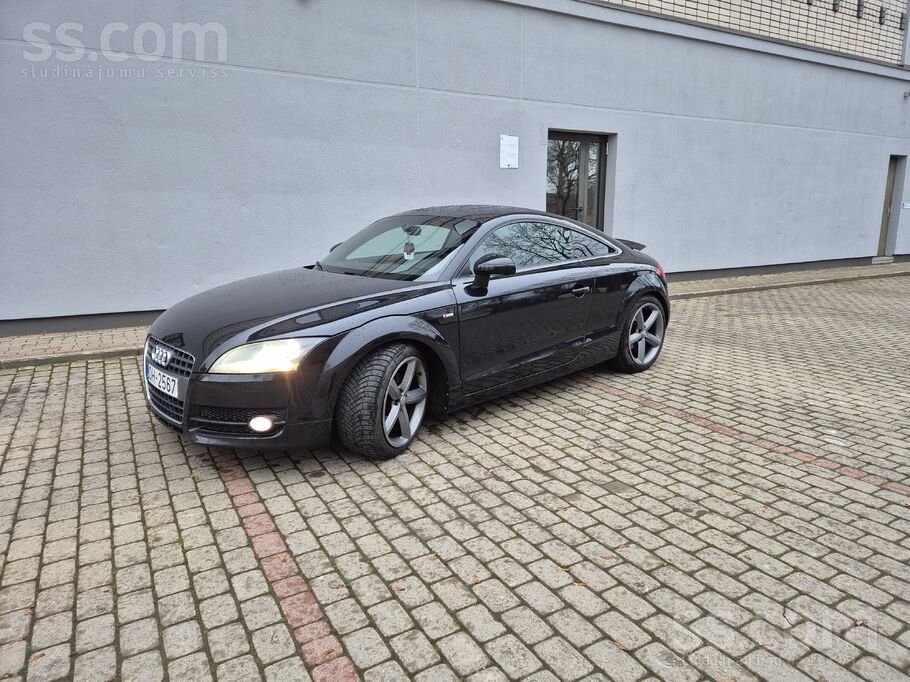 Audi TT 2.0Tdi 125 kW , S-Line, Quattro, mehāniskā ātrumkārba.
Dzinejs un