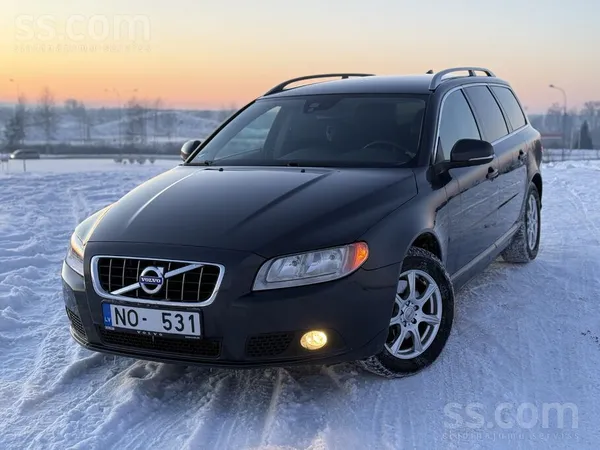 Volvo Tiek pārdots, jo nepieciešāms lielāks auto. Latvij