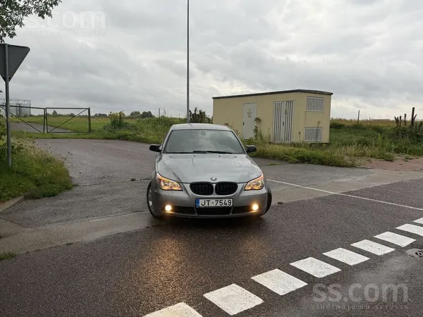 BMW 525 - 1