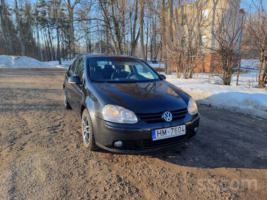 Volkswagen Pārdodu Volkswagen Golf 5.