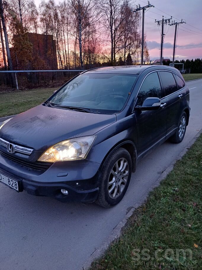 Honda Авто покупалось в латвии по заказной линии , троси