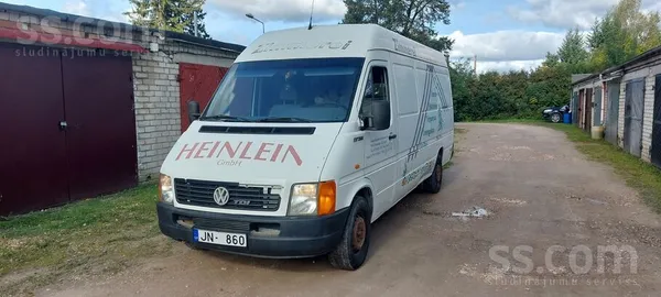 Volkswagen Labs darba busiņš. Sīkāka informācija pa telefonu.