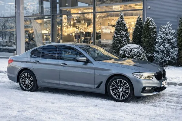 BMW BMW 530I Xdrive Sportline (185kw) jeb (252zs). 