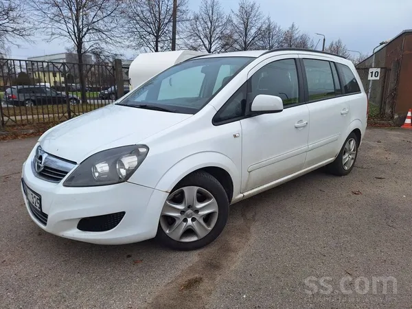 Opel Отличная машина в хорошем рабочем состоянии, 10 ле