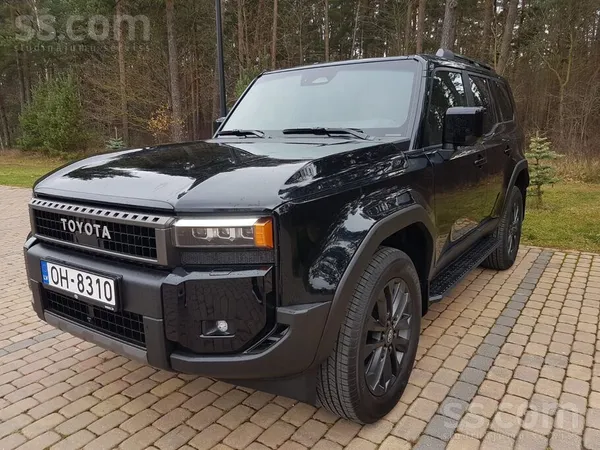 Toyota Uzreiz pieejams jauns auto. Jaunais Land Cruiser S