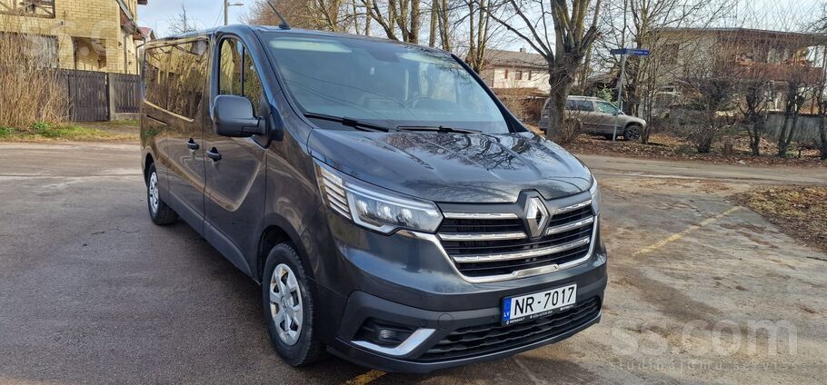 Iegādāts un uzturēts Latvijā pie oficiālā Renault dīlera.
Pilna servisa vē