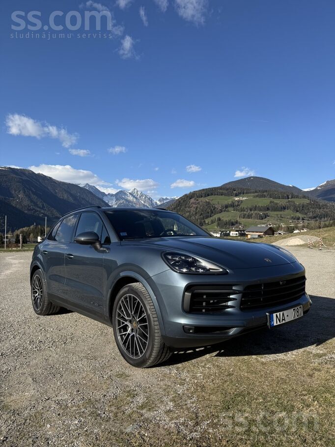 Pārdodu Porsche Cayenne S, 440Hp.
Auto perfektā stāvoklī, visas apkopes