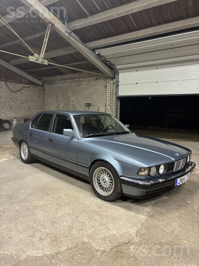 BMW Sveiki, pieejams bmw e32 730i manualis, 
